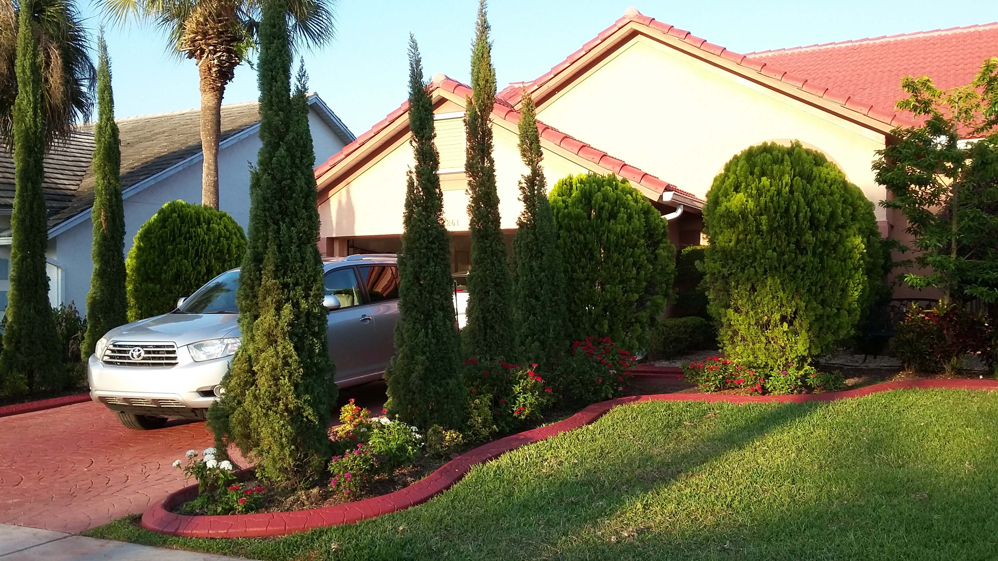 Boca Raton borders, edging, curbs, decorative landscaping